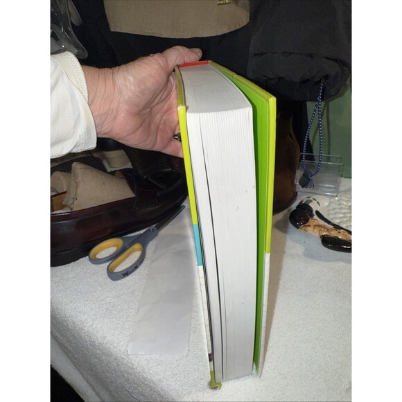 Scholastic Children’s Dictionary 2019 trusted name in learning - Picture 5 of 7